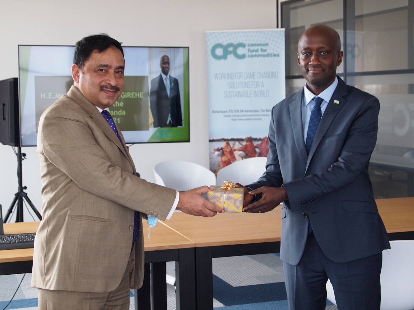 Amb_Rwanda(1)