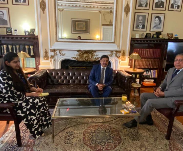 H.E. Ambassador Munir Akram, Permanent Representative of Pakistan to the United Nations, Chairman of the Group of 77, is seen with Amb. Sheikh Mohammed Belal, Managing Director of CFC