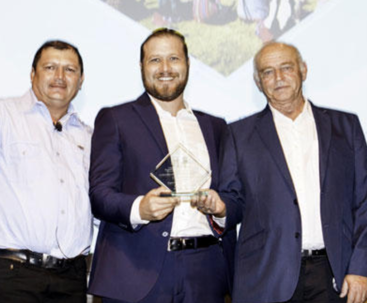 CIAT-FLAR_award_2016