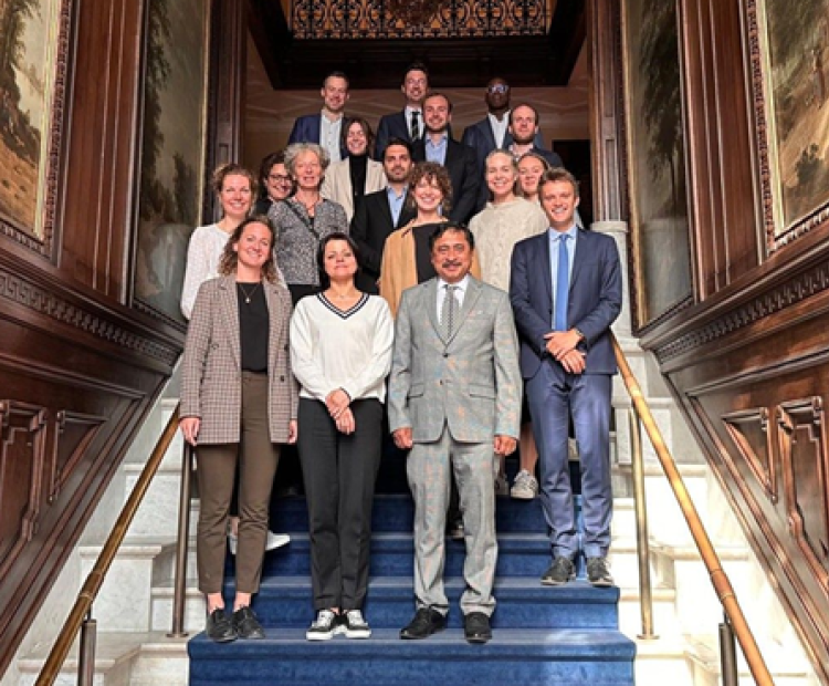 Ambassador Belal is seen with Clingendael officials and course participants